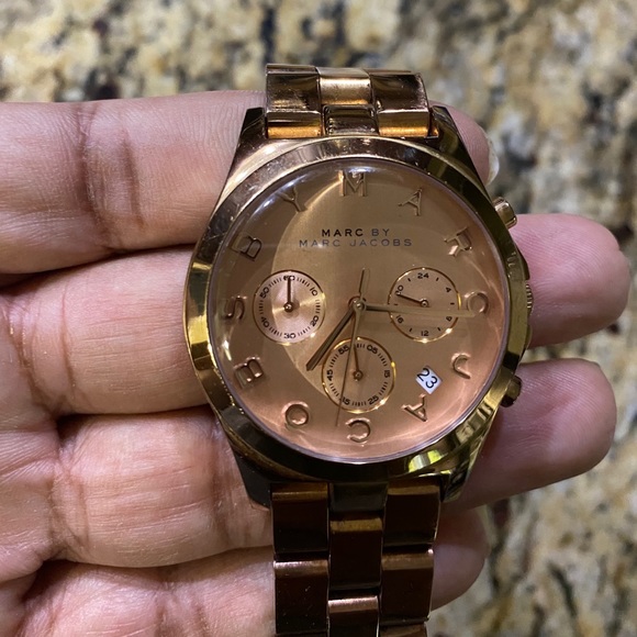 marc jacobs boyfriend watch